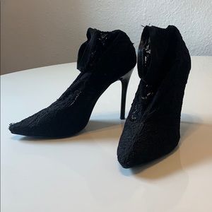 Steve Madden lace heels